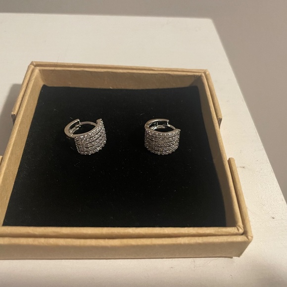New in box silver earrings with cz diamonds - Picture 2 of 2